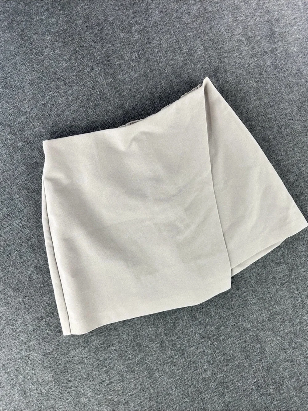 Abercrombie Scarlett Mini Skort Beige Faux Wrap Medium